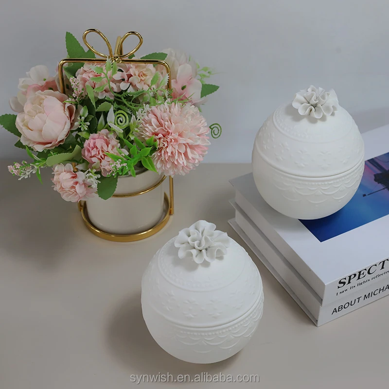 Luxury Candle Holder Decorative Tiger Diffuser Jar Ceramic Candle Vessel Ceramic Containers Custom Candle Jars With Lids manufacture