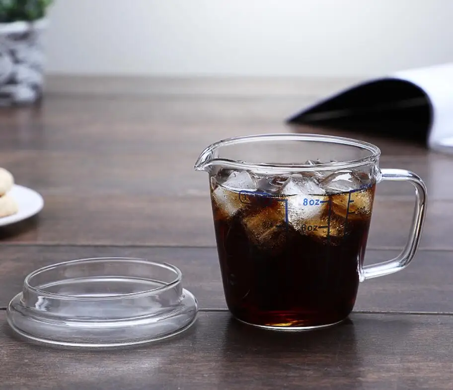 
Из высокачественного боросиликатного утолщенное стекло мерный стаканчик со шкалой молока чашки чая кухня мерный стакан мерная ложка 250 мл 