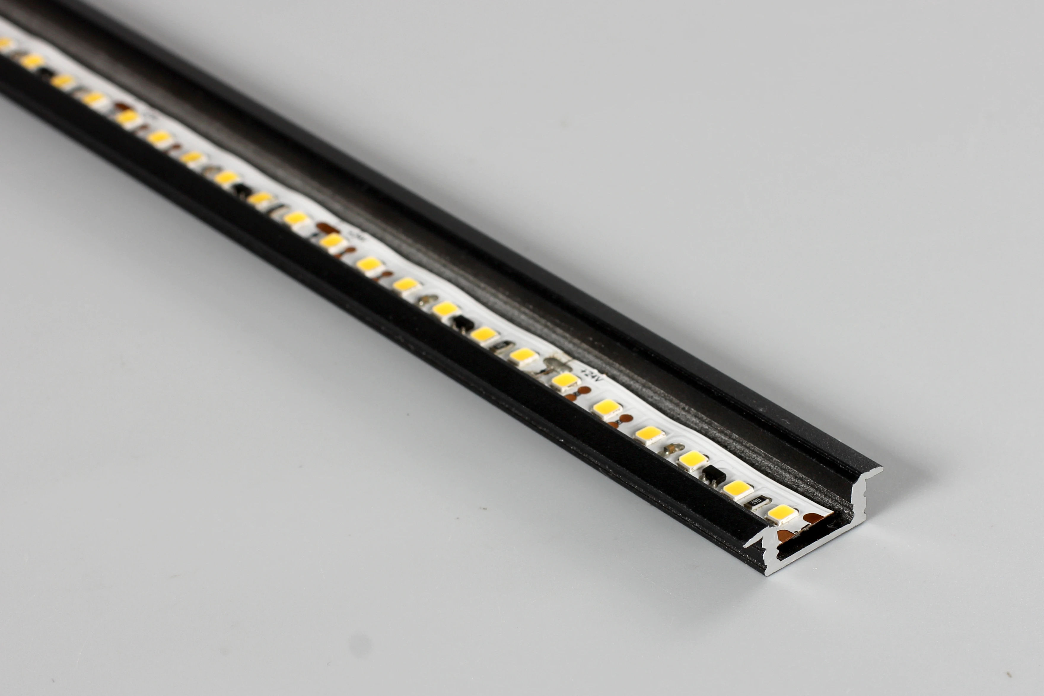 A2507 LED Lighting Profile Surface PVC Led Strip Channel Profile Aluminum 6000 Series Heat Sink Decorations Custom Cutting