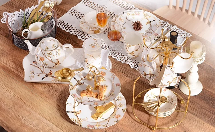 New Style Fine Porcelain Dinner Set New English Afternoon Scented Tea Set Black Tea Cup Home High-end European Tea Pot Set details