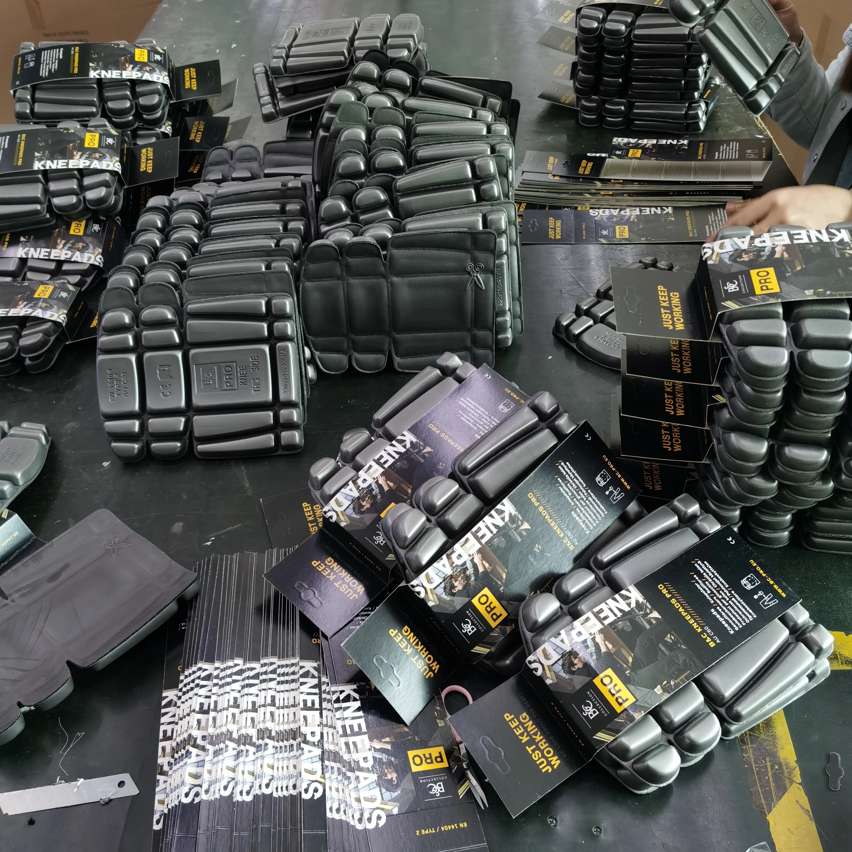 Профессиональные спортивные накладки на колено и