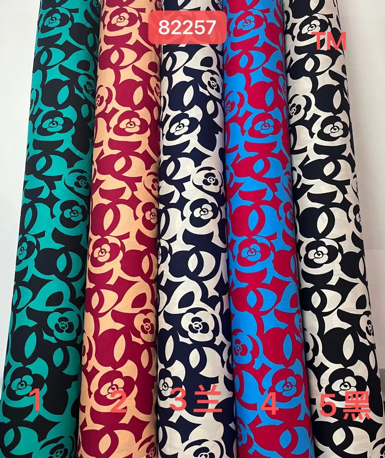 Оптовая продажа мягкая камуфляжная печать легкая 100% ткань из вискоза для одежды