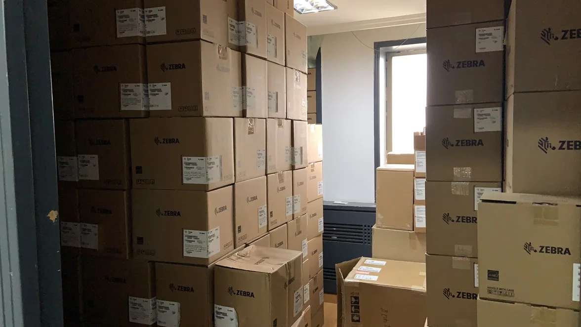 Original Factory PRECISION 7820 TOWER 4110 2.1GHz/64G/2*2TB/P1000 4G/DVDRW /950W De Ll T7820 Workstation