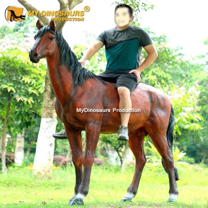 horse statue.jpg