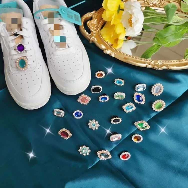 shoelace charm 1.JPG