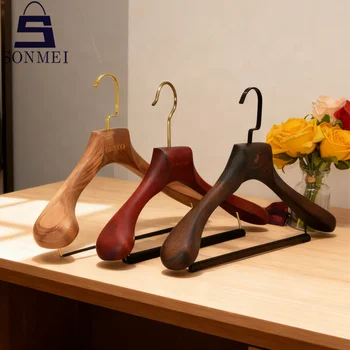 Wide Shoulder Custom Logo Velvet Bar Luxury Beech Wooden Suit Hanger