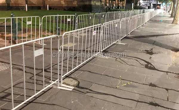 High Quality Barriers Steel Crowd Control Barrier Safety Barricade Fence factory