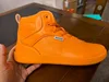 Orange - Rupture de stock, mais commande possible.