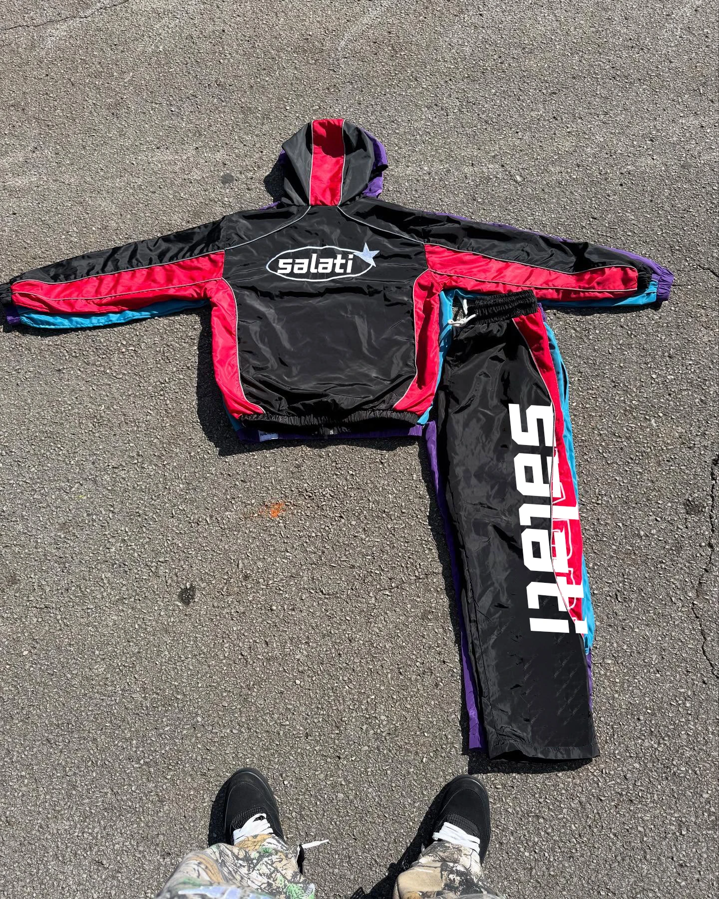 Custom Men Nylon Sweatsuits Windbreaker Top Quality Two Pieces Waterproof Tracksuit New Design Print Windbreaker 2 Piece Sets gallery 7