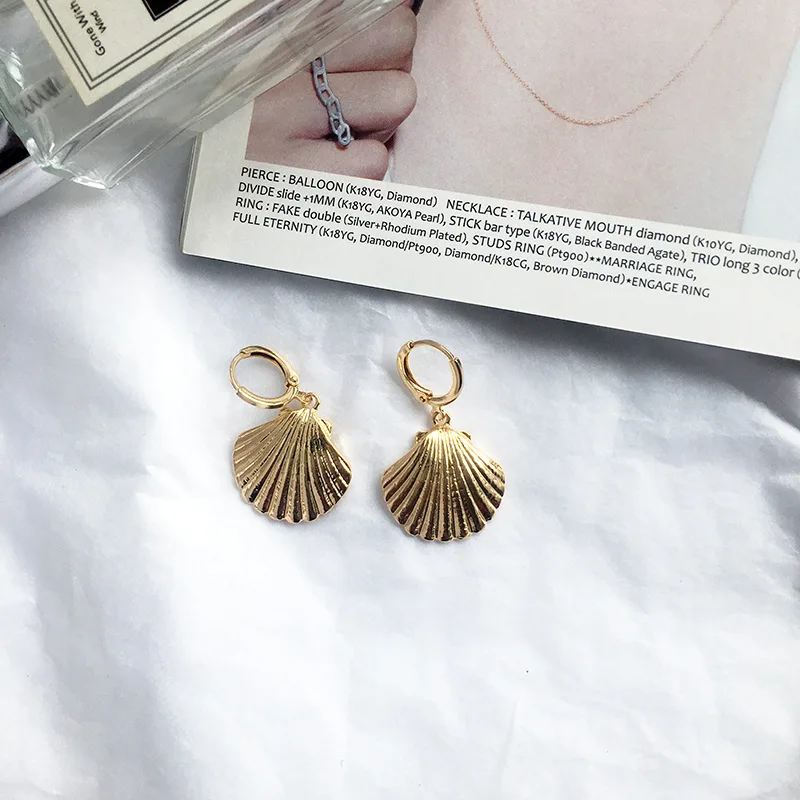 Summer Beach Animal Jewelry Alloy Seashell Huggie Hoop Earrings Gold Plated  Ocean Clams Scallop Shell Drop Earrings - Buy Alloy Seashell Huggie Hoop