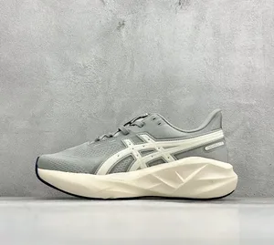 Men's Running Shoes Novablast 5 Sneakers Lace-Up-Thick Sole Shock Absorption Lightweight Comfort Women Designer Shoes for Men