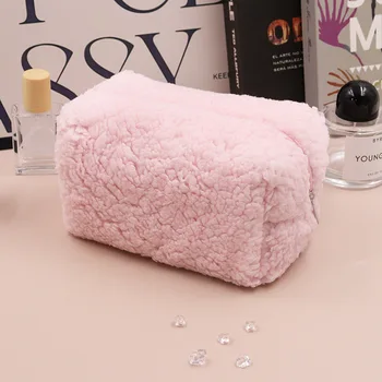 Wholesale Soft and fashionable Multi Color Plush Lady Cosmetic Pouch Exquisite Teddy Velvet Makeup Bag