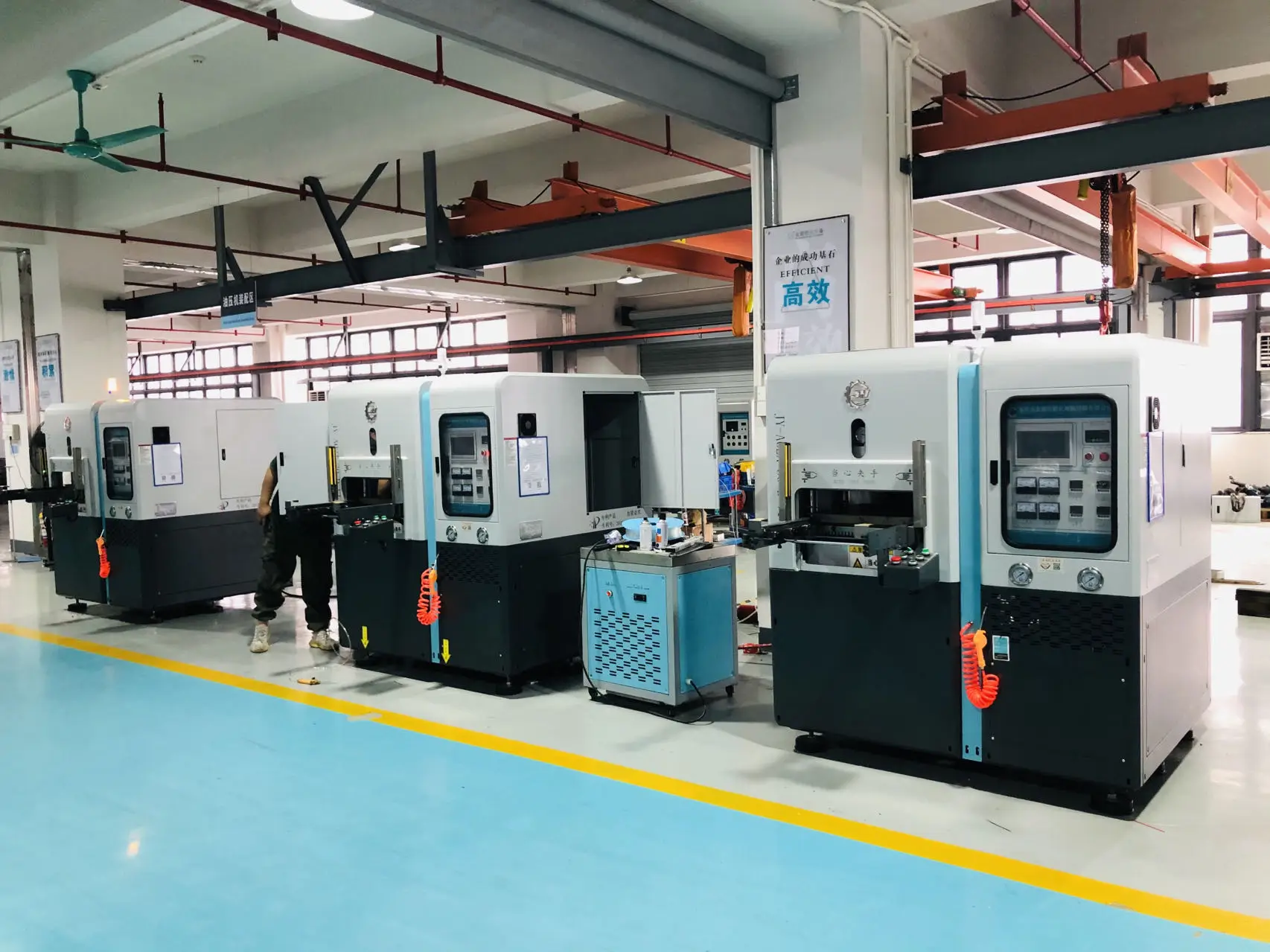 Flat Vacuum Vulcanizing Heat Press Machine 3d Silicone Rubber Heat Transfer Sticker Shirt LOGO Letters Badge Making Machine