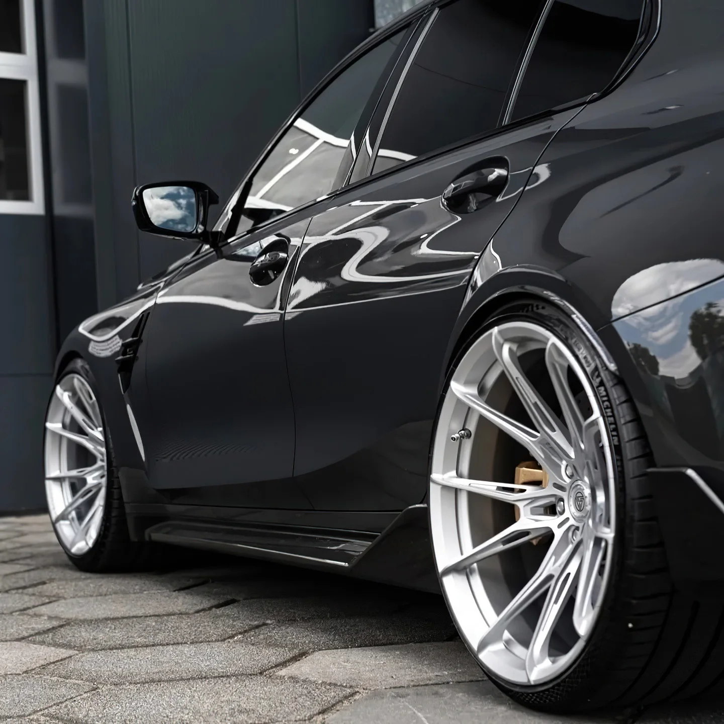 XINLAI Deep Concave 1-piece Forged Passenger Car Wheel 5x120 5x112 5x114.3 Alloy Wheels 18 19 20 21 22 23 Inch Rims - Image 1
