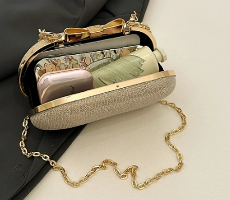 Niche High-End Luxury Portable Crossbody Hand-Held Messenger Chain Mini Polyester Lined Evening Bag Women's Red Fashionable
