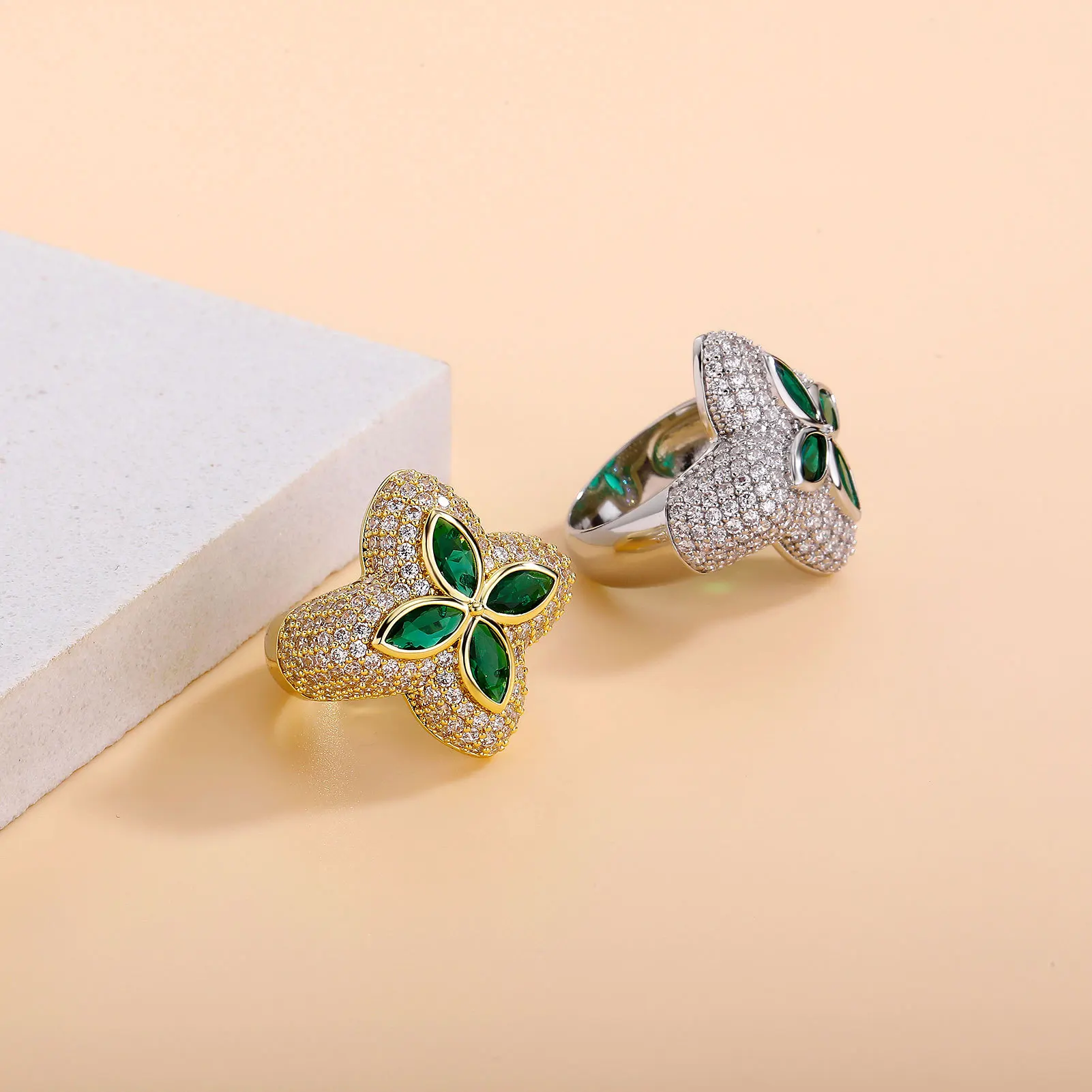 Moissanite Green Full Iced Out Ring For Wedding And Engagement_voghion.com