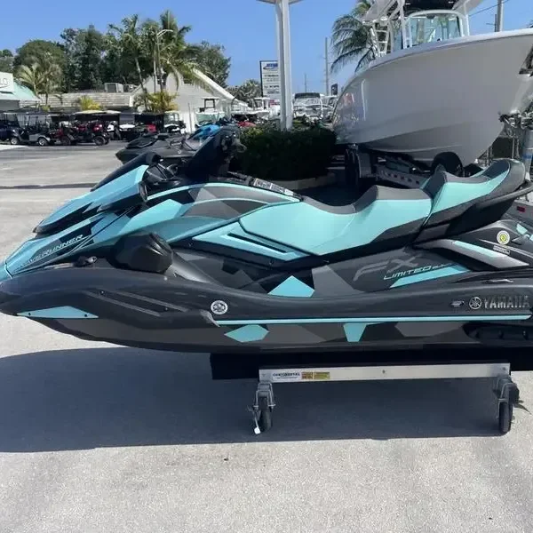 HOT NEW 2024 Yamahas FX Cruiser SVHO SUPERCHARGED waverunner-666040