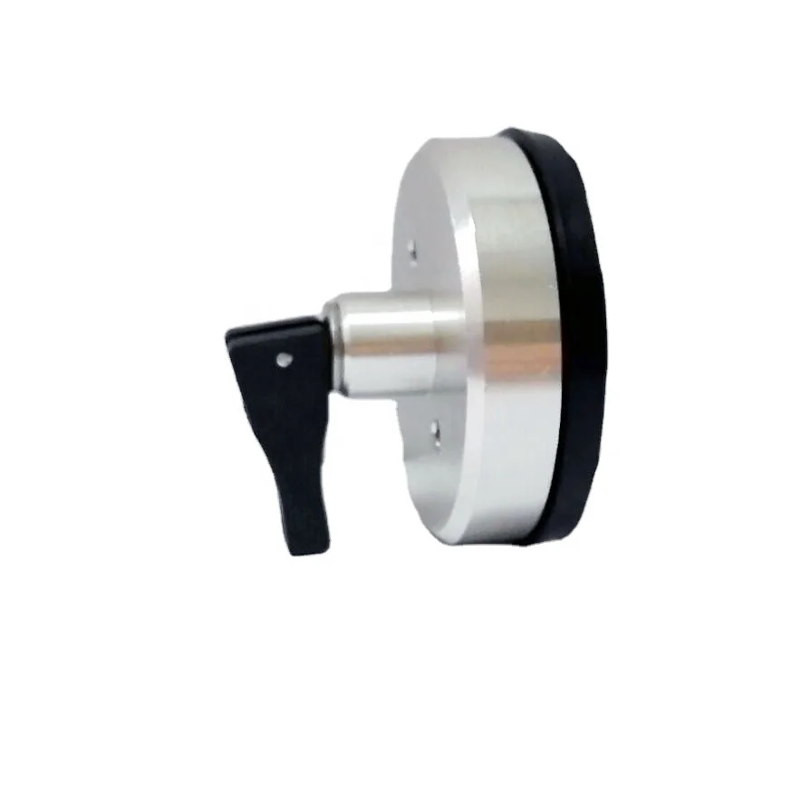 
 Металлический ручной насос на присоске  