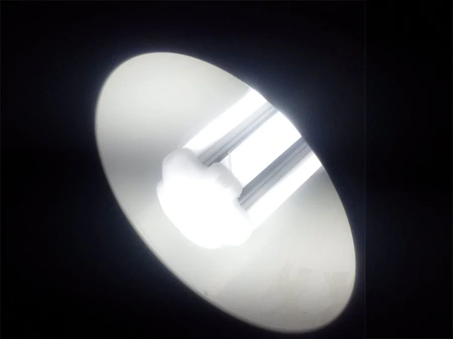 9w Led Light Bulb Factory Direct Diffused Cover 2200K-6700K Range 170lm/w Warm White Amber