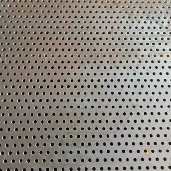 Feed/grain small pore filter porous plate