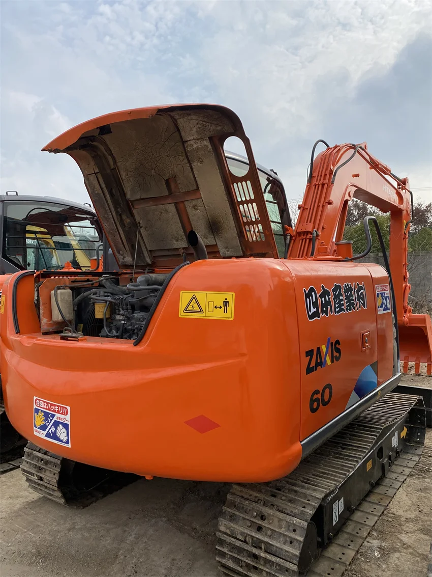 Japan Made Hitachi Mini Excavator ZX60 for Sale - 6ton Digger