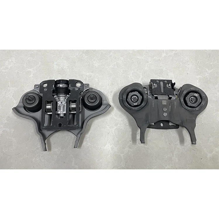 Clutch & Brake Pedal Cover Pads For Ford Fiesta 2008 Onwards - Rubber, EY162457AA