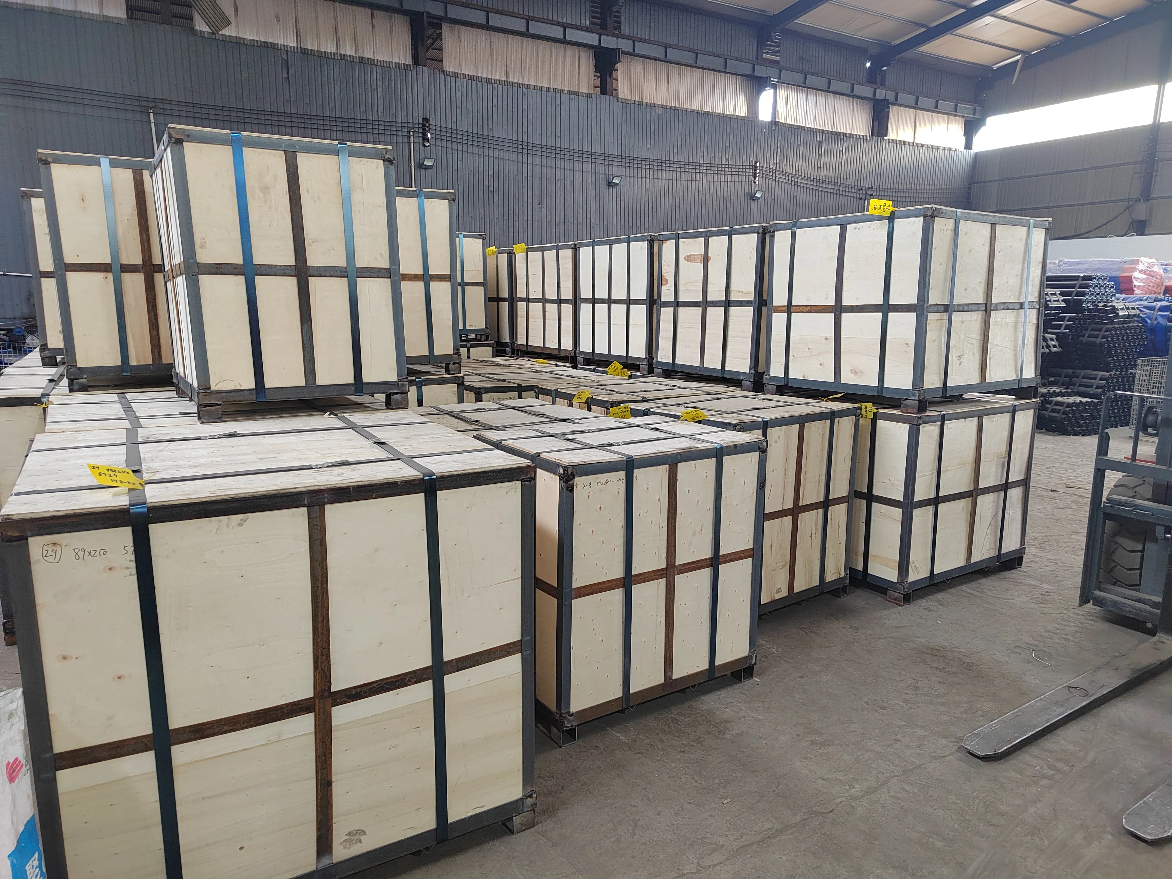 Factory OEM Coal Mine Carrying Roller Conveyor Price