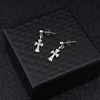 E056-Silver1 Pendientes para orejas perforadas - 1 par