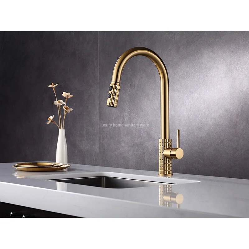Modern Style Kitchen Faucet, Single Handle High Quality Kitchen Sink Faucet with Pull-down Sprayer