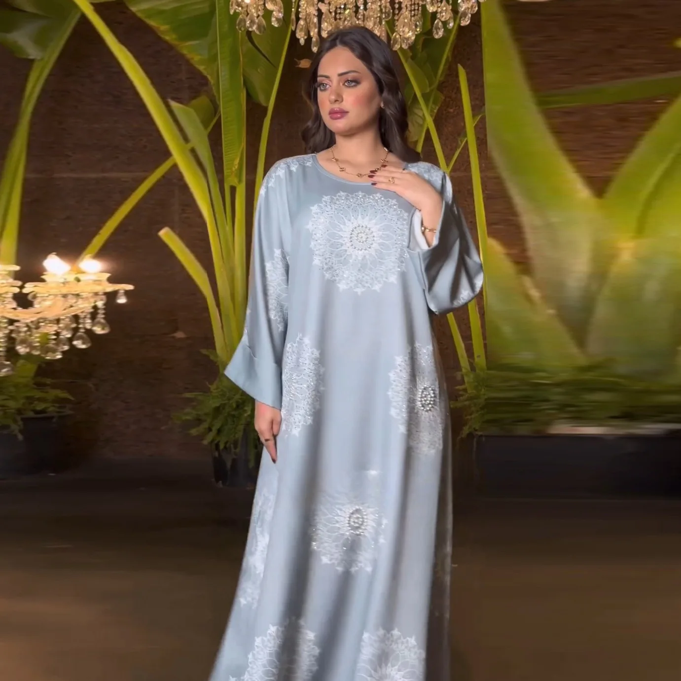Latest New Model Abaya Designs in Dubai With Stones Work Luxury Crystal Diamond Kaftan Abaya 2024