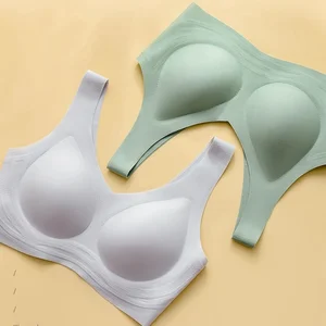 Medium Support Push-Up Seamless Workout Crop Tops Breathable Gym Yoga Tank Top Bra Adjustable Straps Wirefree 3/4 Cup Everyday