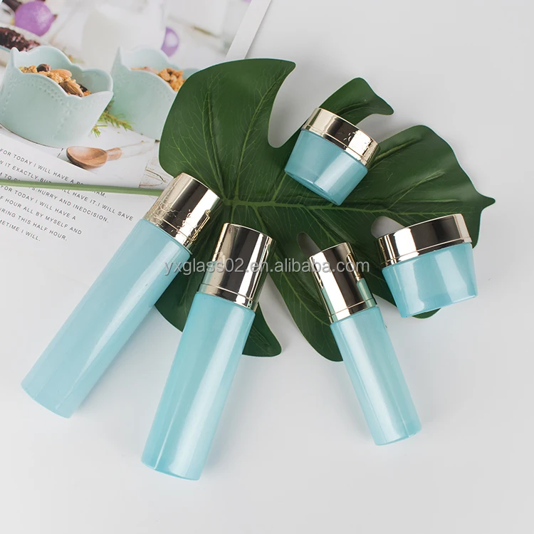 Luxury triangle cosmetic glass bottle set container toner lotion serum cream cosmetic packaging glass customization bottle details