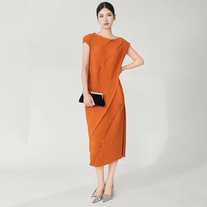 Factory Wholesale Women Fashion Dresses Designer Summer Pleated Print Dress Free Size Polyester Fabric