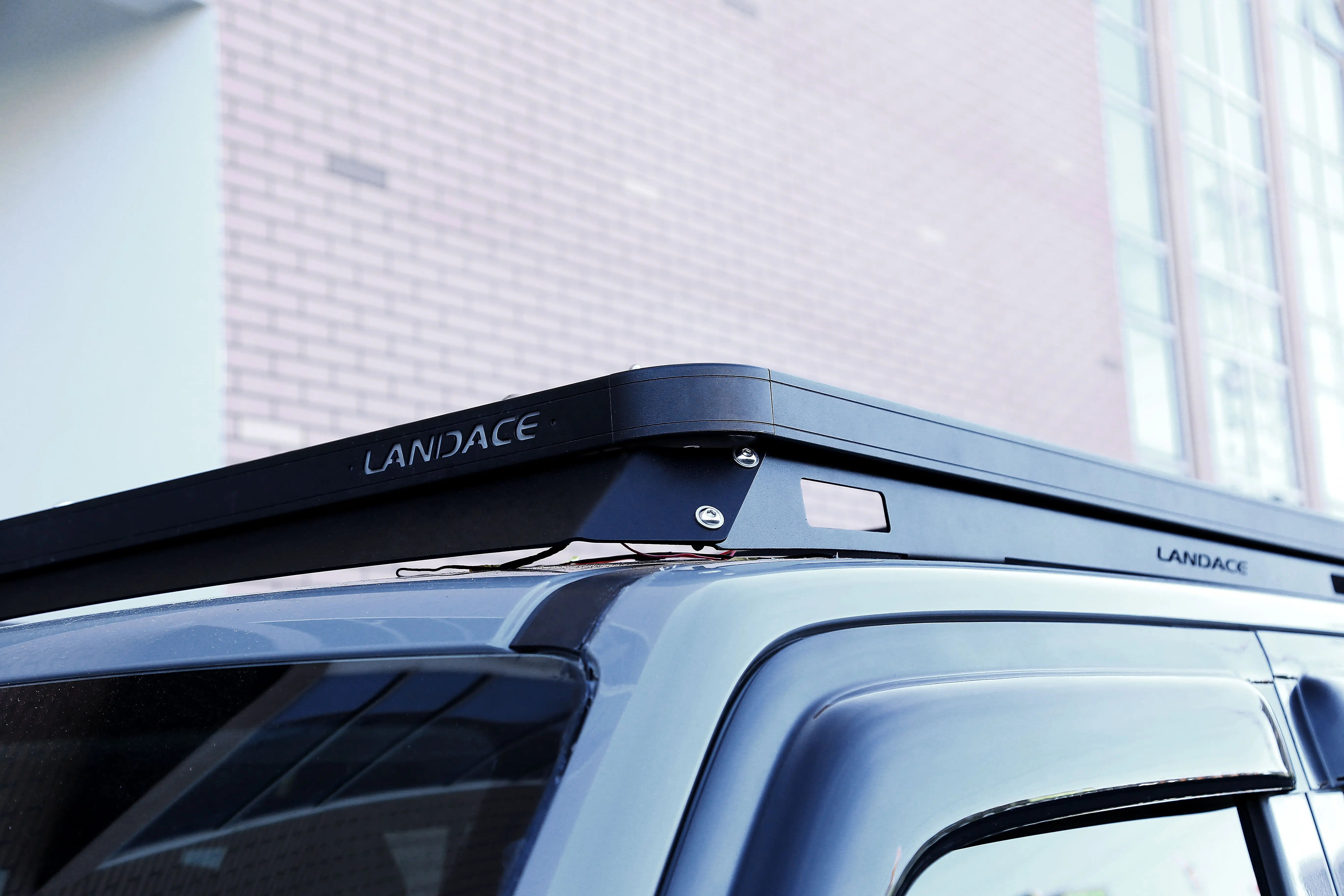 Universal Car Rack Roof 4x4 Aluminium Black Cargo Carrier Basket Roof