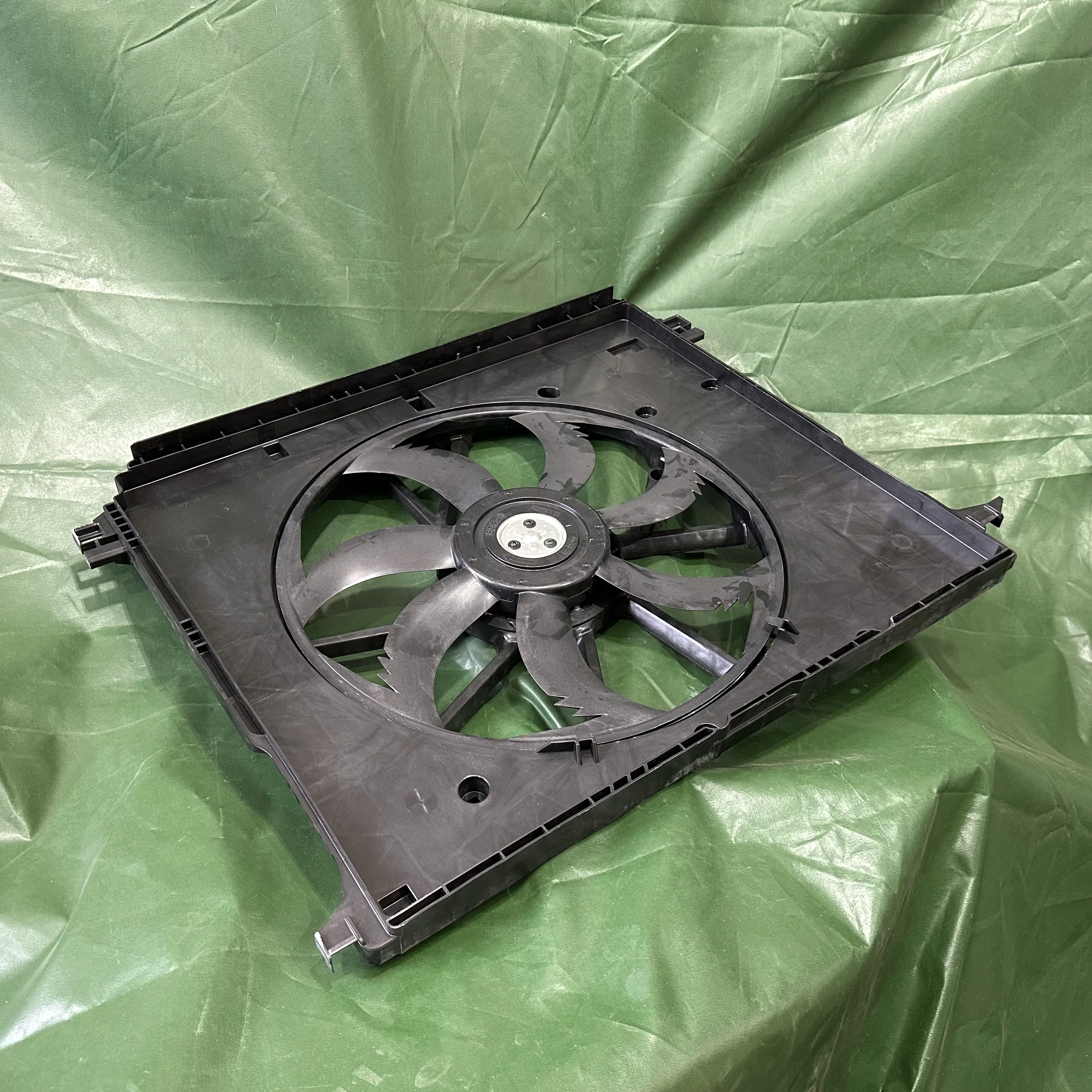 Highlander Radiator Cooling Fan 2020 2021 2022 2023 in Abossey Okai