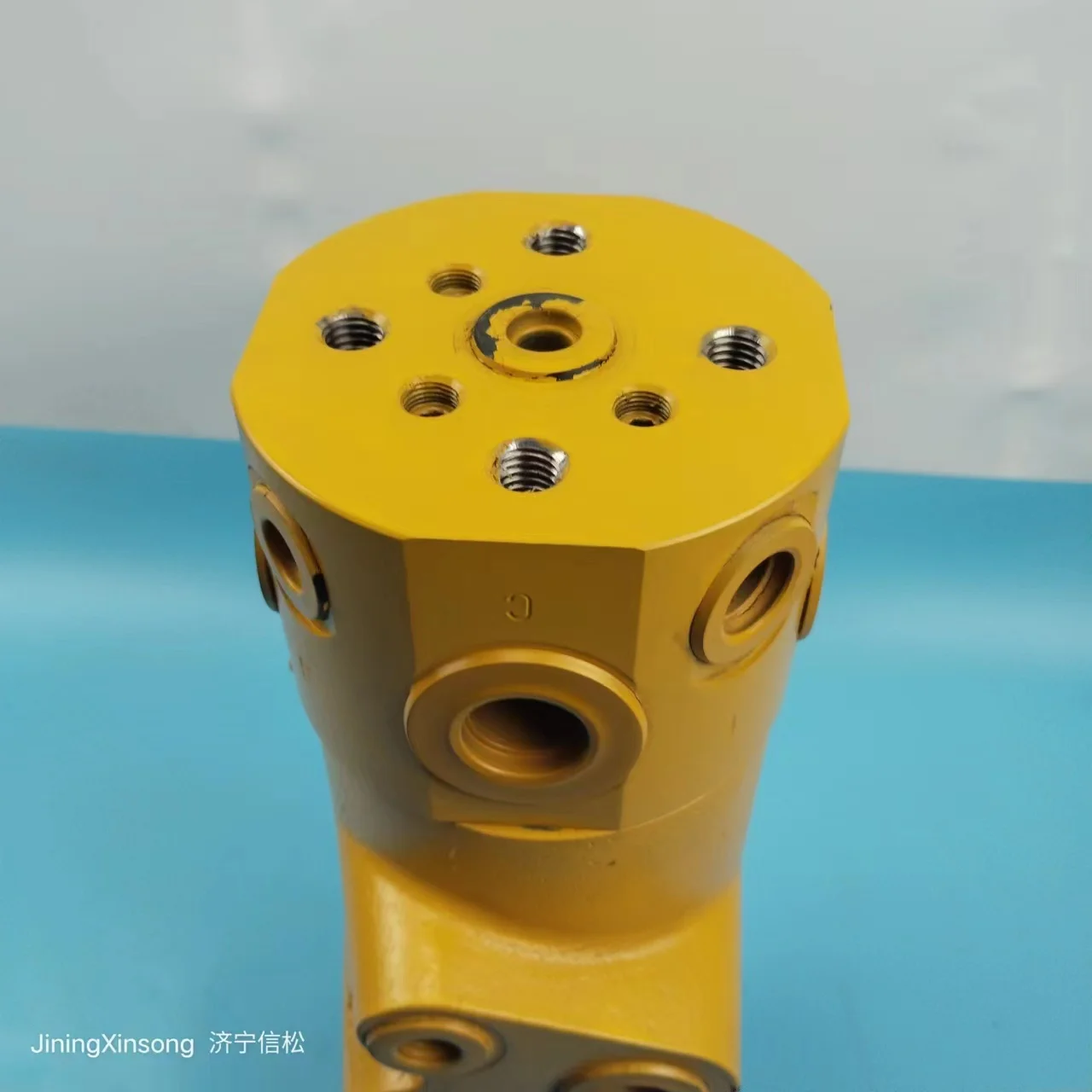 Komatsu Excavator Parts - Reliable Swing Joint Solutions