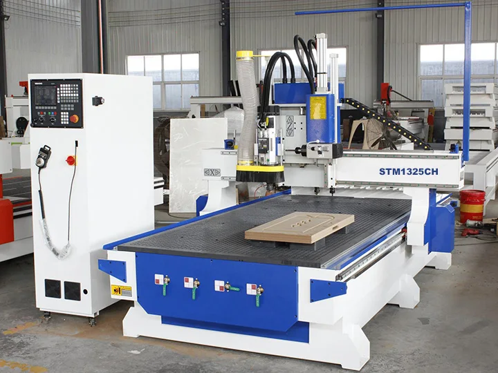 Linear ATC CNC Wood Router with SYNTEC Control System