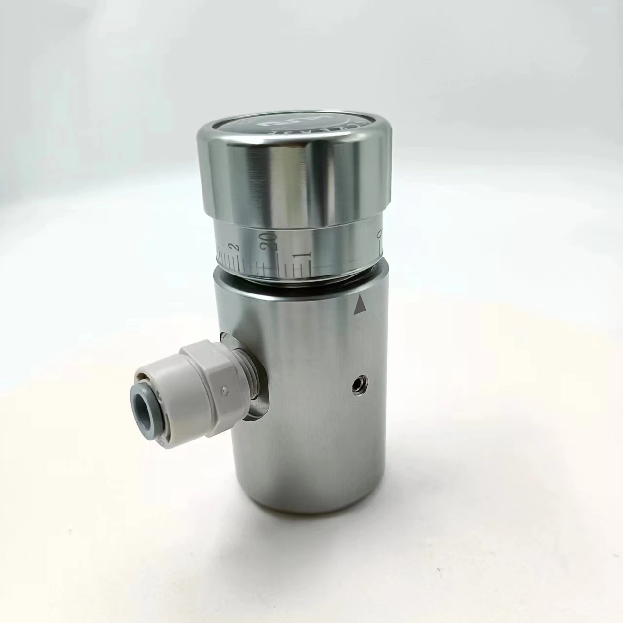 Good Quality Soda Regulator Co2 for Soda Sparking Water Machine with TR21*4 Thread Ajustable