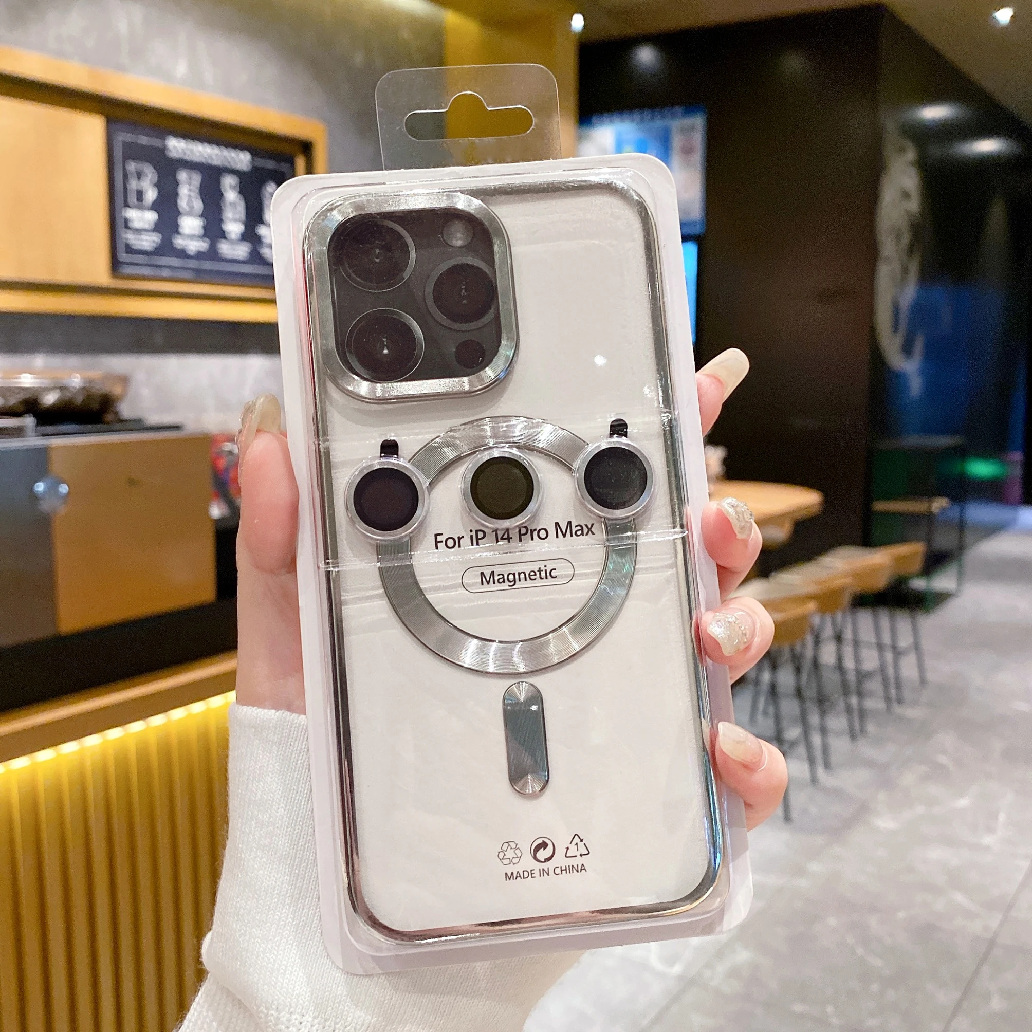 Shockproof Tpu Magnetic Phone Case with Lens Film Set Luxury Wireless Charging Phone Case for Iphone 12 13 14 15 16 Pro Max