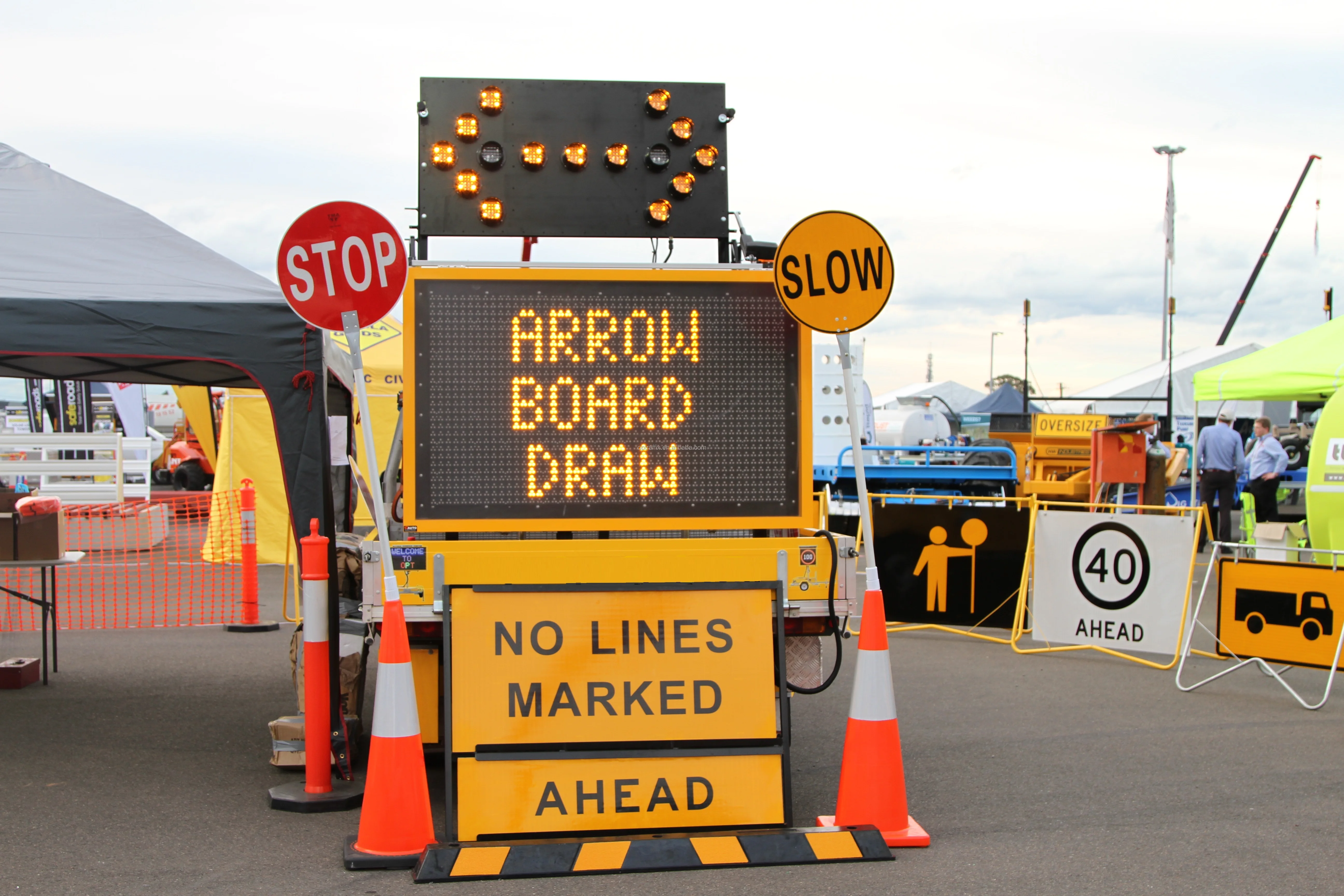 An Vehicle Mounted Traffic Signs Led Flashing Arrow Board Buy Led
