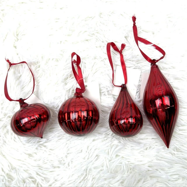 Set of 4 Glass Ornaments Decorative Hanging Christmas Bauble Hand Blown Glass Color Red Christmas Glass Balls