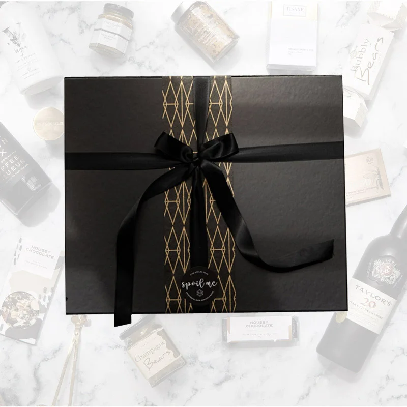 Custom Luxury ribbon top and bottom unique packaging ins staly curated gift boxes