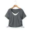 เสื้อแขนสั้นสีเทา