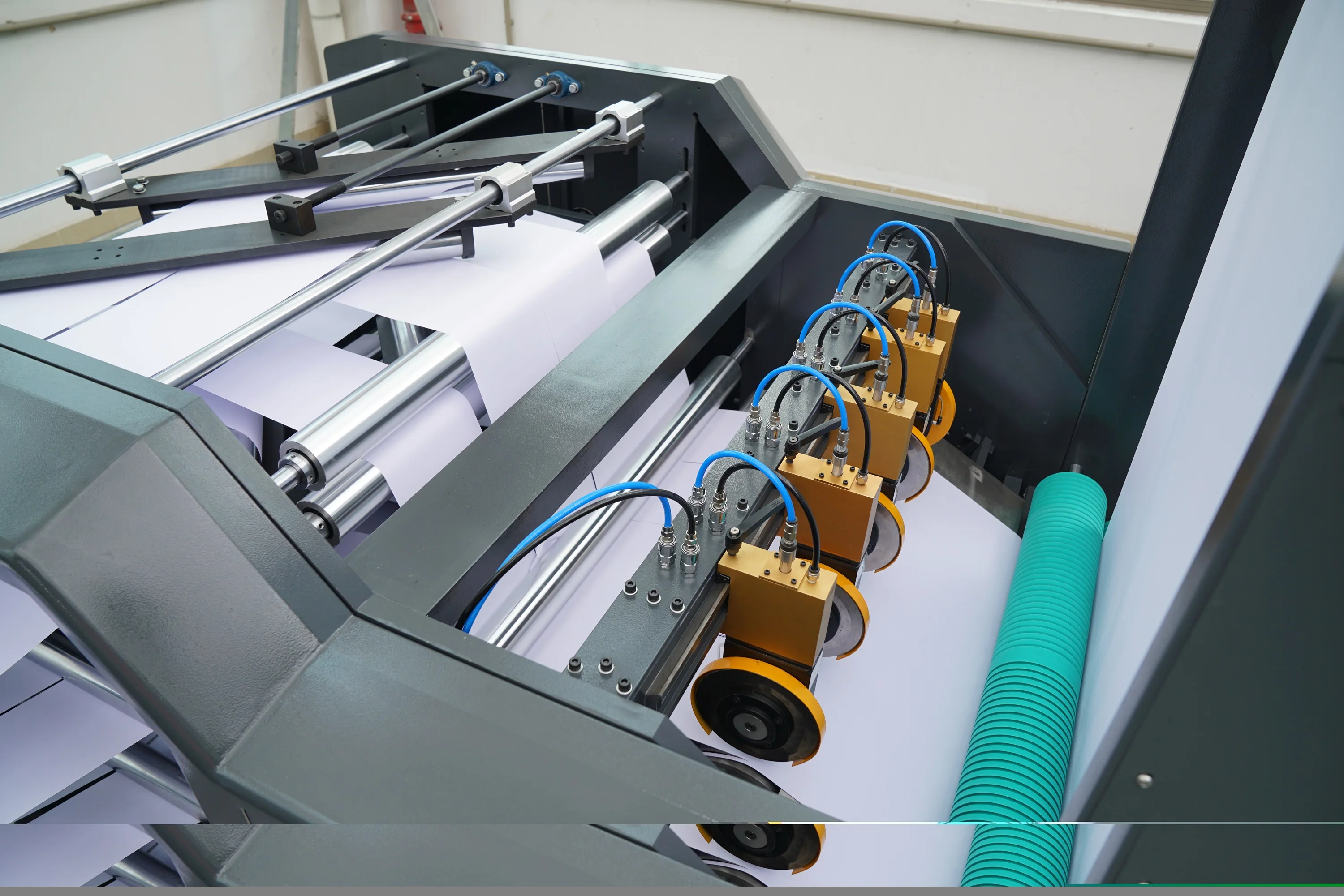 CHM-A4-2 Compact A4 Cutting Size Sheeting Machine With Packaging
