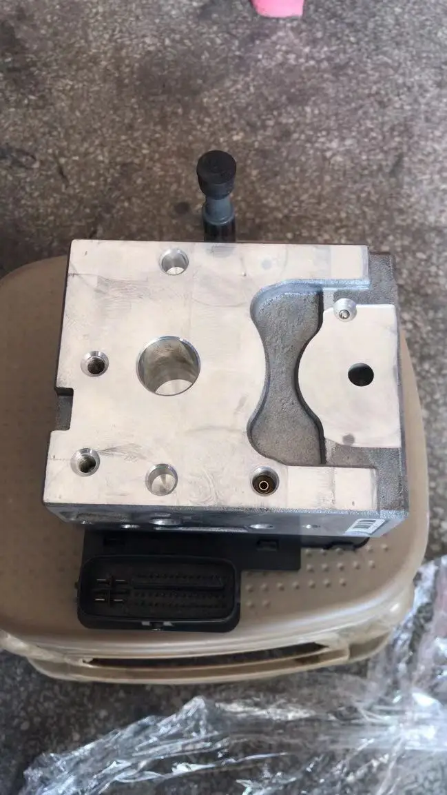 ブレーキアクチュエータＡＳＳＹのみ 44510-36040 コースター用 トヨタ純正部品 | TOYOTA (トヨタ) 純正部品 ブレーキ アクチュエータASSY