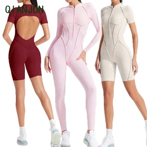 Women's Breathable Zippered Front Gym Jumpsuit Sports Bodysuit with Three-Dimensional Cutting Design for Yoga