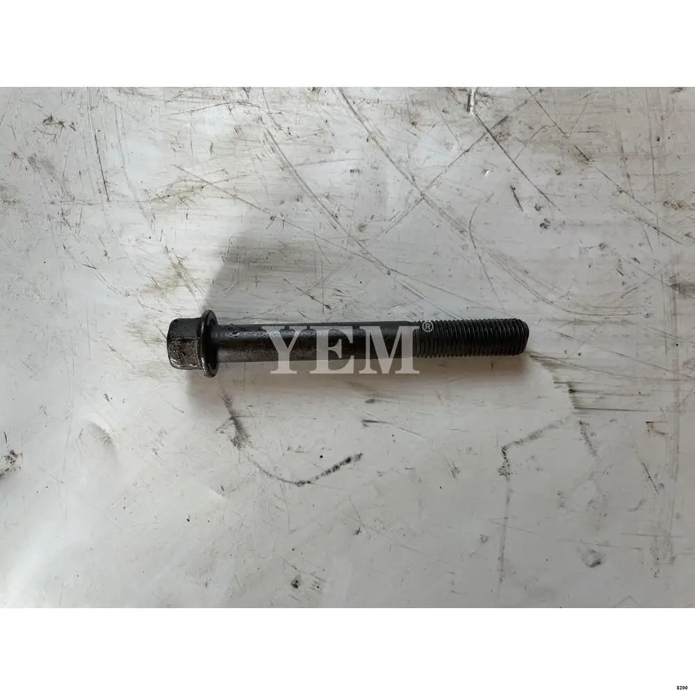 High Quality D1403 Cylinder Head Screw for Kubota