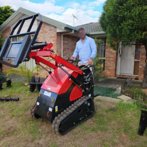 Mini Loader Skid Steer Loaders with Tracked Snow Blower Lawn Mower Breaker Hammer Earth-moving Machinery Mini Skid Steer Loader