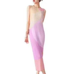 Custom High Quality Summer Causal Color Straight Casual Wrinkled Long Dress Ladies Slim Body Fashion Maxi Chic Party Dress