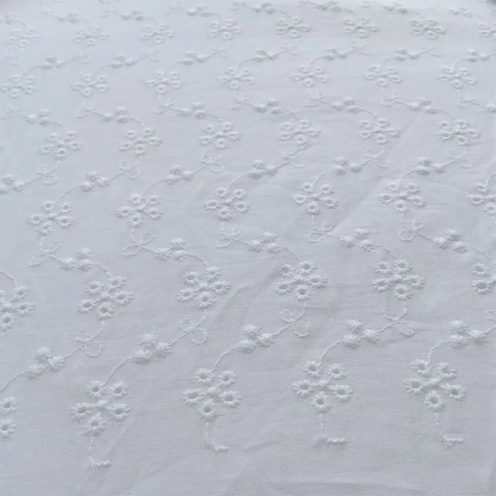 China High Quality Custom Water Soluble Lace 100% Cotton Eyelet Fabric  Embroidered Cloth Cotton Embroidery Fabric for Dress